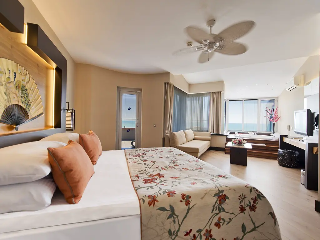 Снимка 23 - Limak Lara Deluxe Hotel & Resort - Анталия-Лара Кунду, Турция
