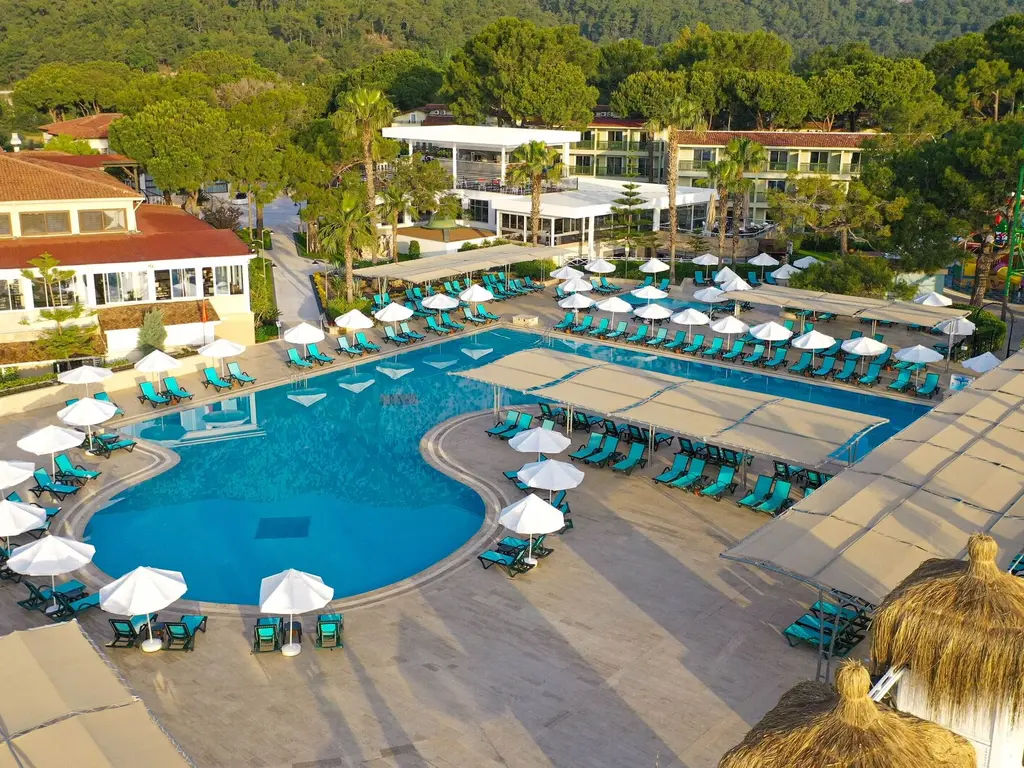 Снимка 3 - Crystal Flora Beach Resort - Анталия-Кемер, Турция