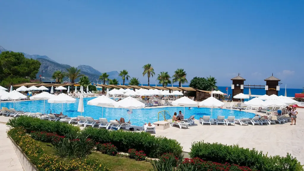 Снимка 5 - Crystal Flora Beach Resort - Анталия-Кемер, Турция