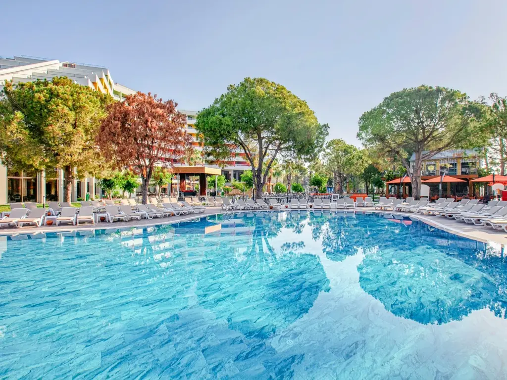 Снимка 2 - Megasaray Resort Side - Анталия-Сиде, Турция