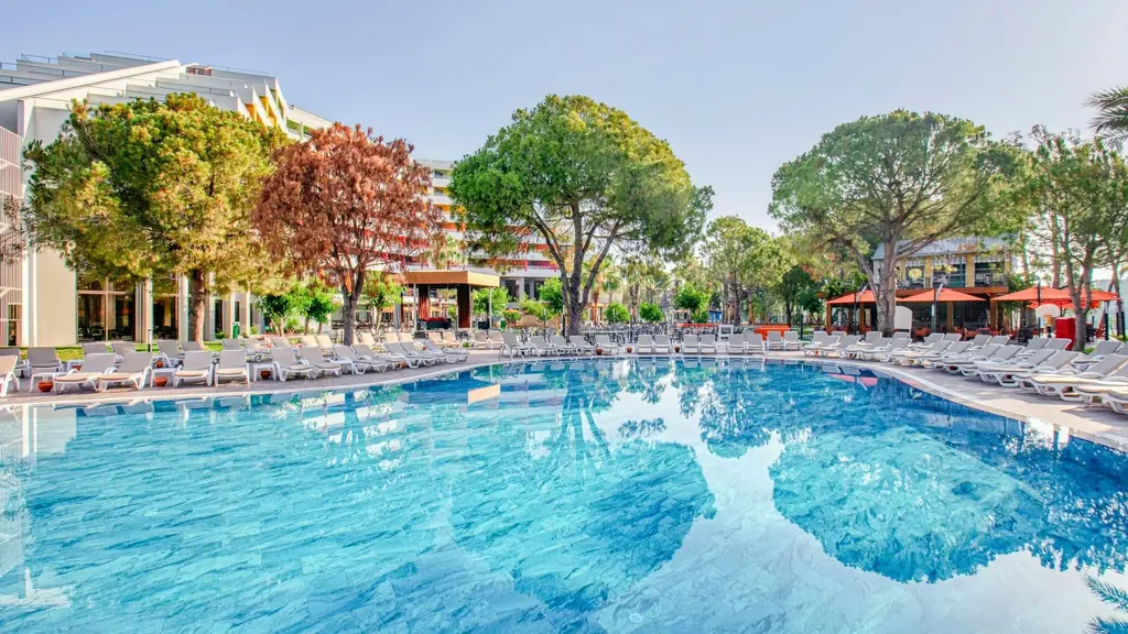 Снимка 2 - Megasaray Resort Side - Анталия-Сиде, Турция