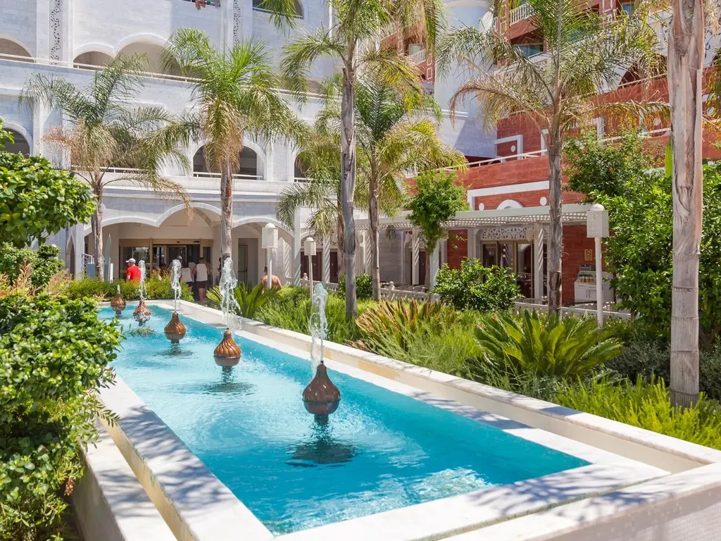 Снимка 5 - Royal Taj Mahal Hotel - Анталия-Сиде, Турция