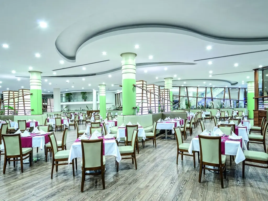 Снимка 13 - VONRESORT Golden Coast - Анталия-Сиде, Турция