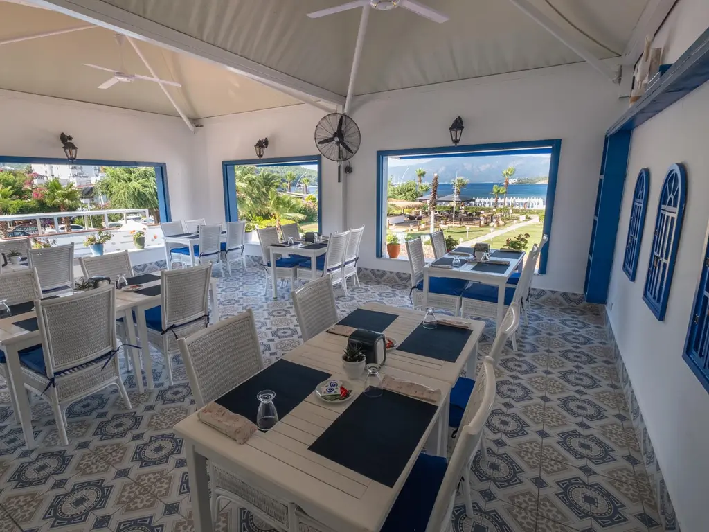Снимка 12 - Casa Blanca Beach Hotel - Мармарис, Турция