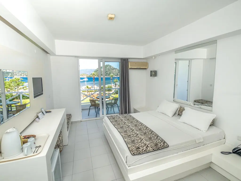 Снимка 8 - Casa Blanca Beach Hotel - Мармарис, Турция