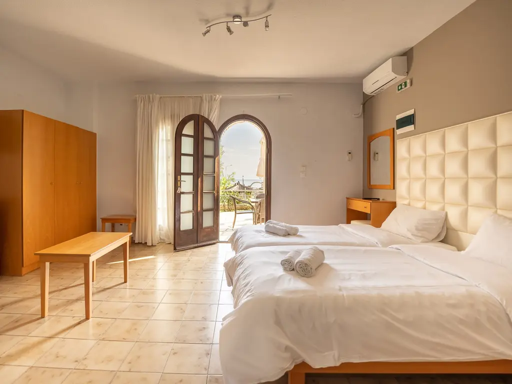 Снимка 6 - Georgalas Sun Beach Villa - Халкидики-Неа Каликратия, Гърция
