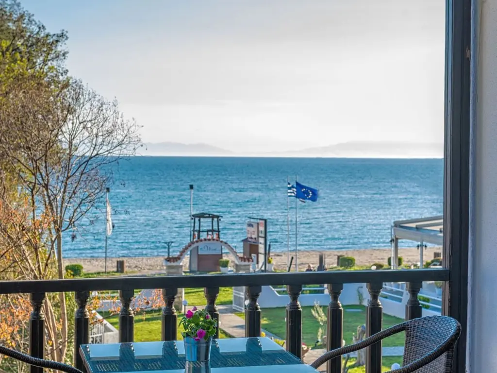 Снимка 5 - Georgalas Sun Beach Villa - Халкидики-Неа Каликратия, Гърция