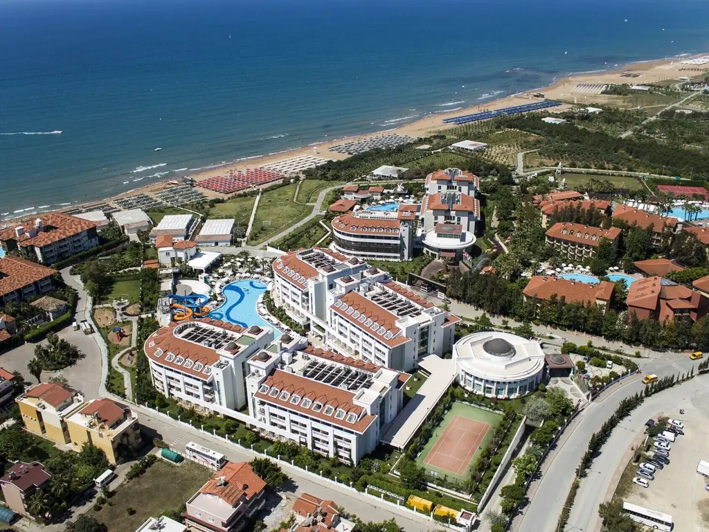 Снимка 2 - Alba Queen Hotel - Анталия-Сиде, Турция