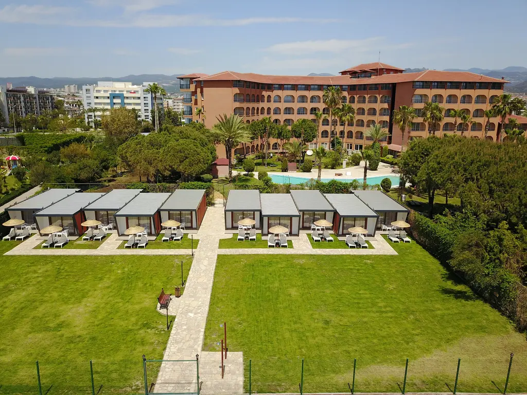Снимка 2 - Club Turtas Beach Hotel - Анталия-Алания, Турция