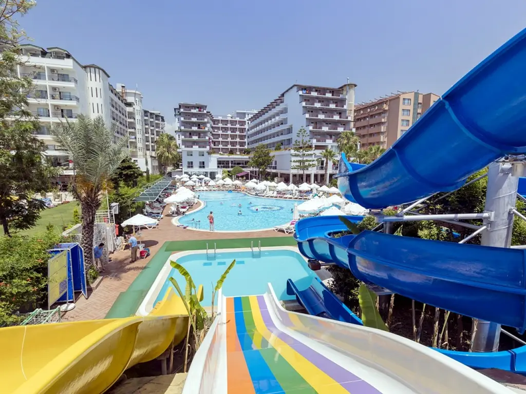 Снимка 3 - Holiday Park Resort - Анталия-Алания, Турция