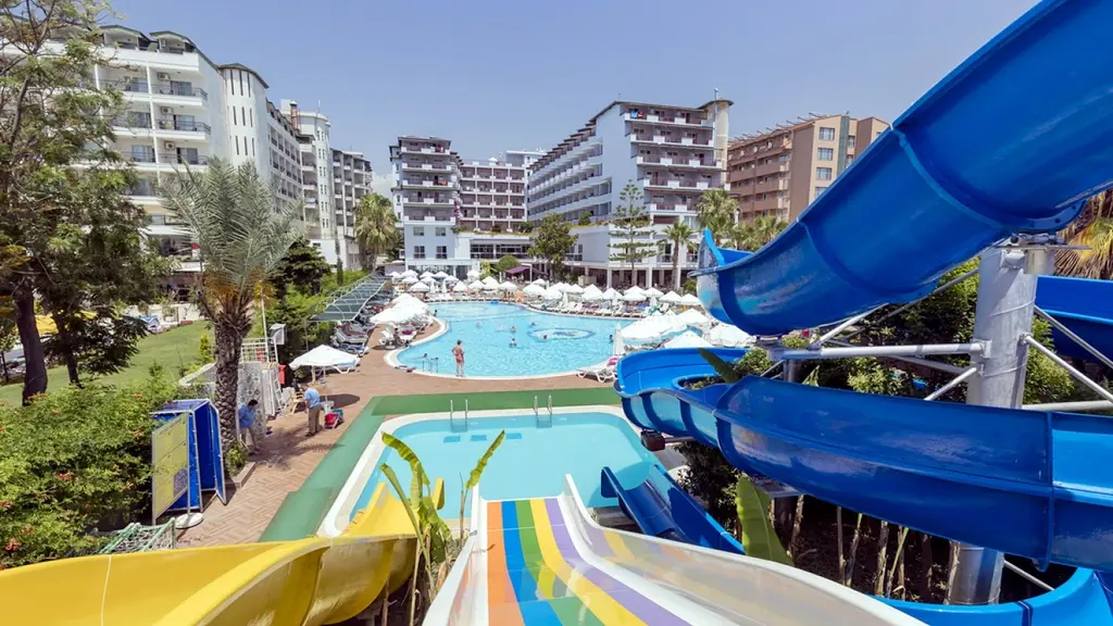Снимка 3 - Holiday Park Resort - Анталия-Алания, Турция