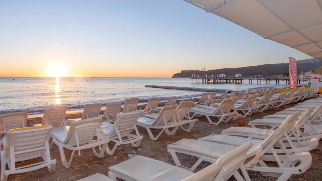 Снимка 3 - Armas Gul Beach - Анталия-Кемер, Турция