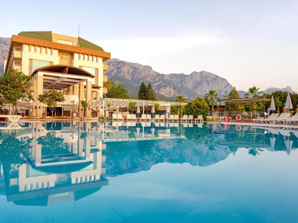 Снимка 4 - Armas Gul Beach - Анталия-Кемер, Турция