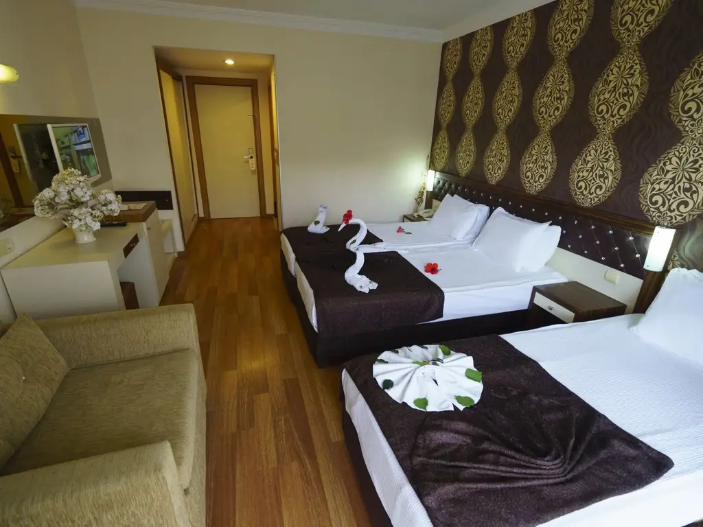 Снимка 5 - Armas Beach Hotel - Анталия-Кемер, Турция