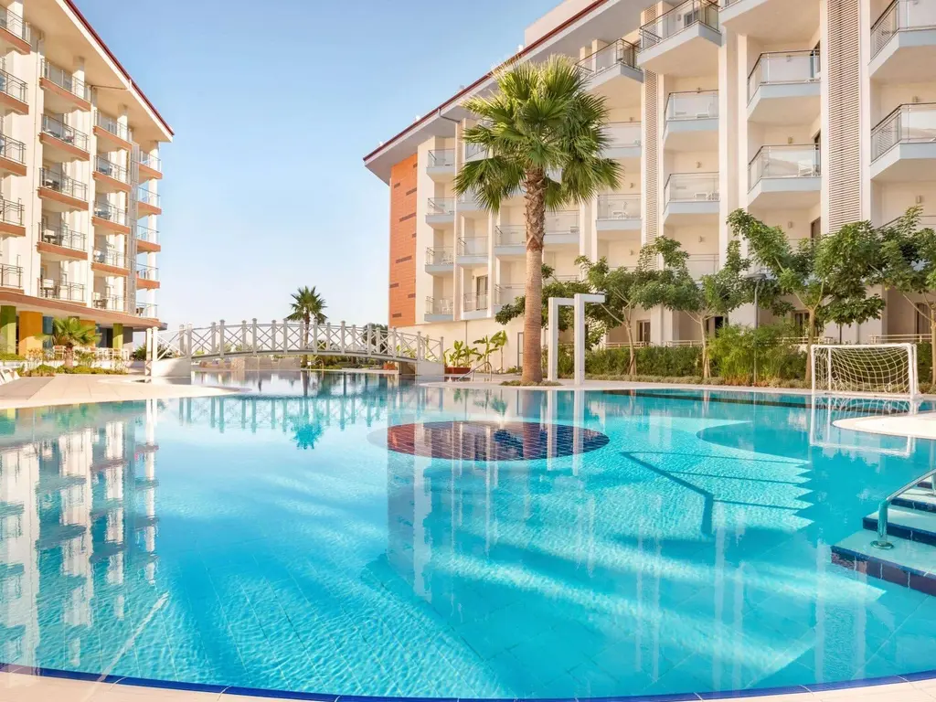 Снимка 7 - Ramada Hotel & Suites by Wyndham - Кушадасъ, Турция