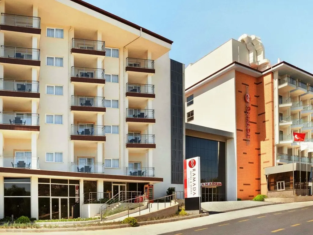 Снимка 6 - Ramada Hotel & Suites by Wyndham - Кушадасъ, Турция