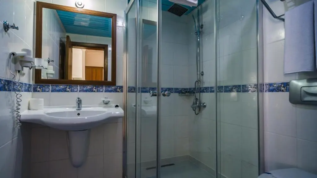 Снимка 17 - Karbel Hotel - Фетие, Турция