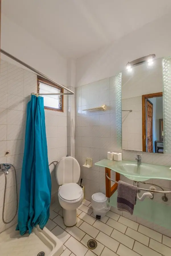 Снимка 18 - Natasa Hotel - Тасос, Гърция