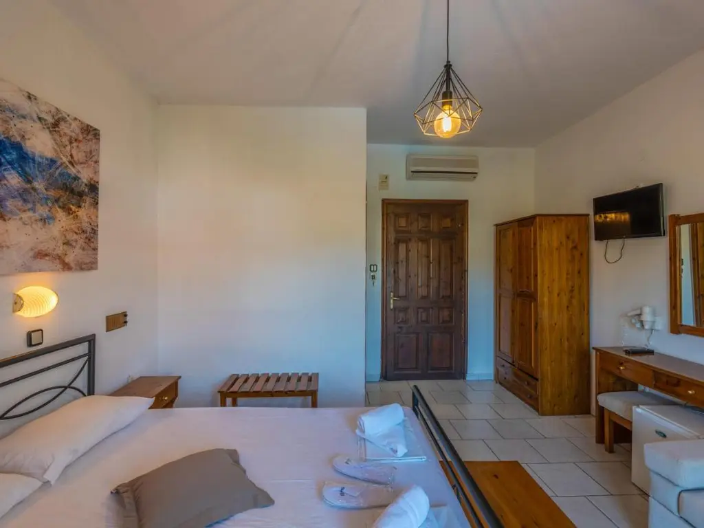 Снимка 4 - Natasa Hotel - Тасос, Гърция