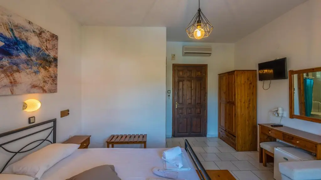 Снимка 4 - Natasa Hotel - Тасос, Гърция