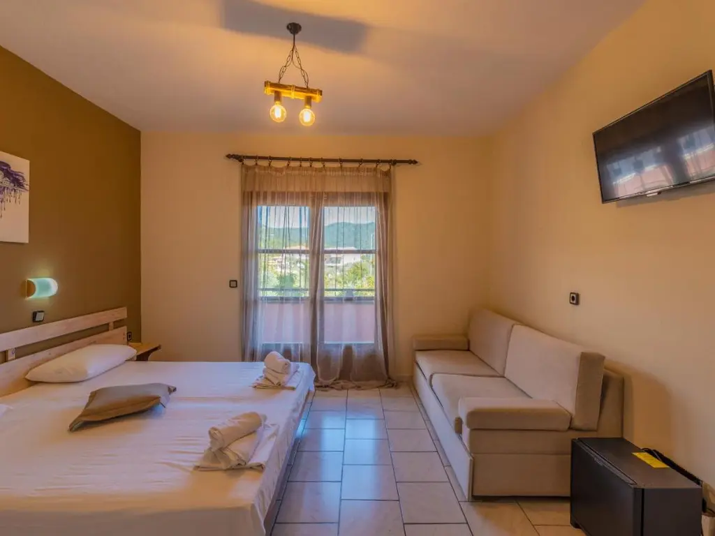 Снимка 11 - Natasa Hotel - Тасос, Гърция