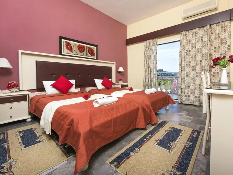 Снимка 23 - Potamaki Beach Hotel - Корфу, Гърция