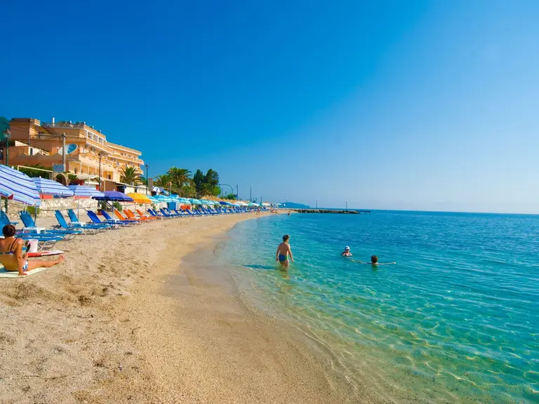 Снимка 6 - Potamaki Beach Hotel - Корфу, Гърция