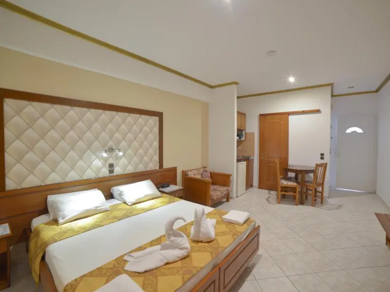 Снимка 5 - Angelina Hotel & Apartments - Корфу, Гърция