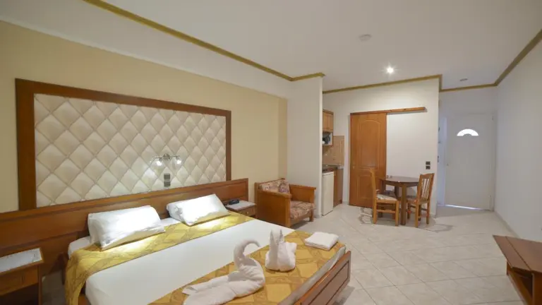 Снимка 5 - Angelina Hotel & Apartments - Корфу, Гърция