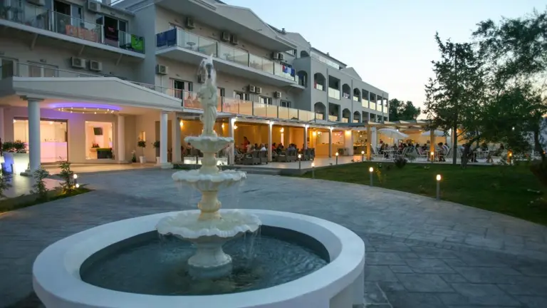 Снимка 2 - Saint George Palace Corfu - Корфу, Гърция
