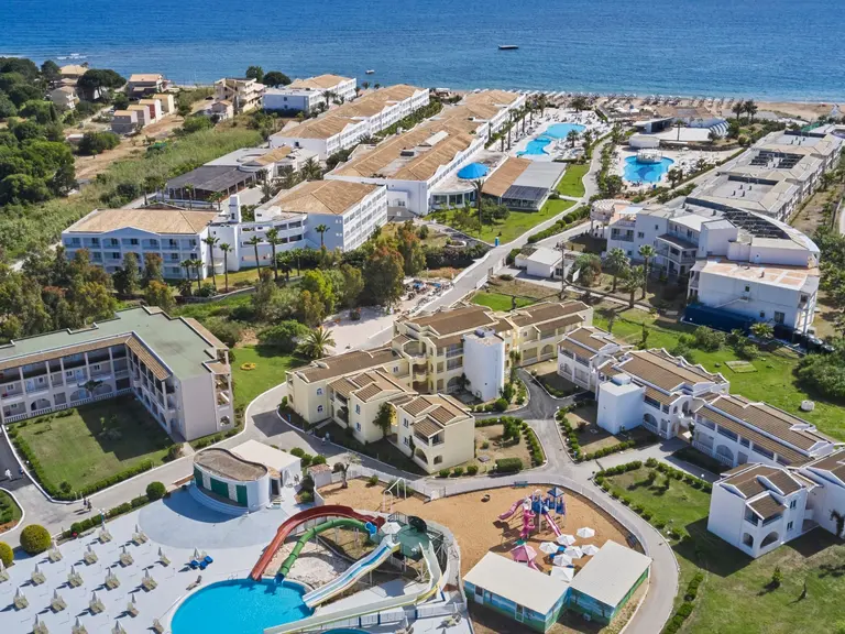 Снимка 2 - Sandy Beach Resort - Корфу, Гърция