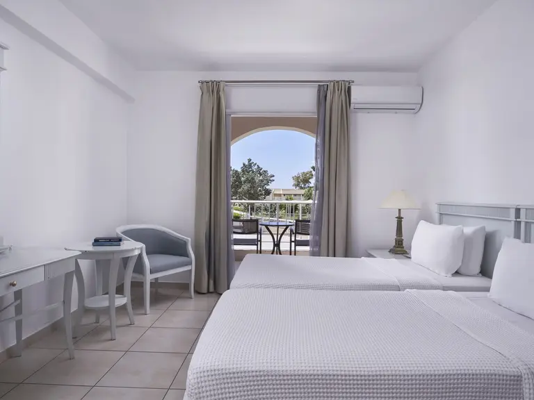 Снимка 24 - Sandy Beach Resort - Корфу, Гърция