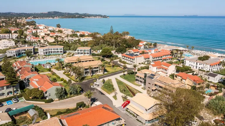 Снимка 2 - Acharavi Beach Hotel - Корфу, Гърция