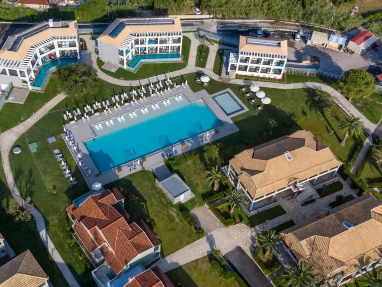 Снимка 4 - Acharavi Beach Hotel - Корфу, Гърция