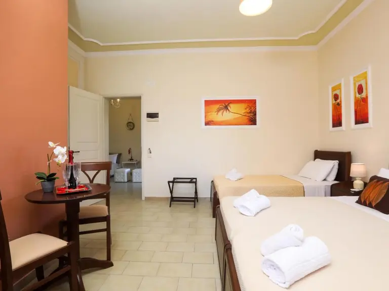 Снимка 10 - Molfetta Beach Hotel - Корфу, Гърция