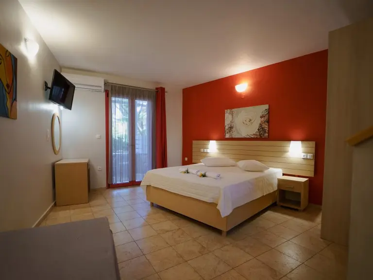 Снимка 10 - Rouda Bay Beach Hotel - Лефкада, Гърция