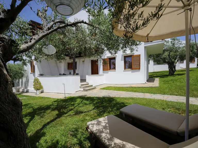 Снимка 18 - Trikorfo Beach - Халкидики-Ситония, Гърция