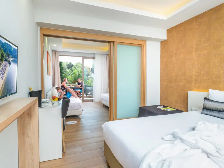 Снимка 9 - Poseidon Sea Resort - Халкидики-Ситония, Гърция