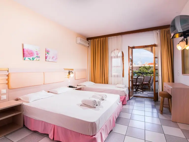 Снимка 10 - Hotel Calypso - Халкидики-Касандра, Гърция