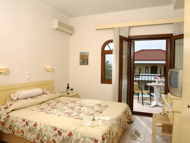 Снимка 13 - Hotel Calypso - Халкидики-Касандра, Гърция