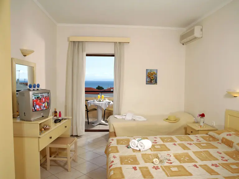 Снимка 14 - Hotel Calypso - Халкидики-Касандра, Гърция