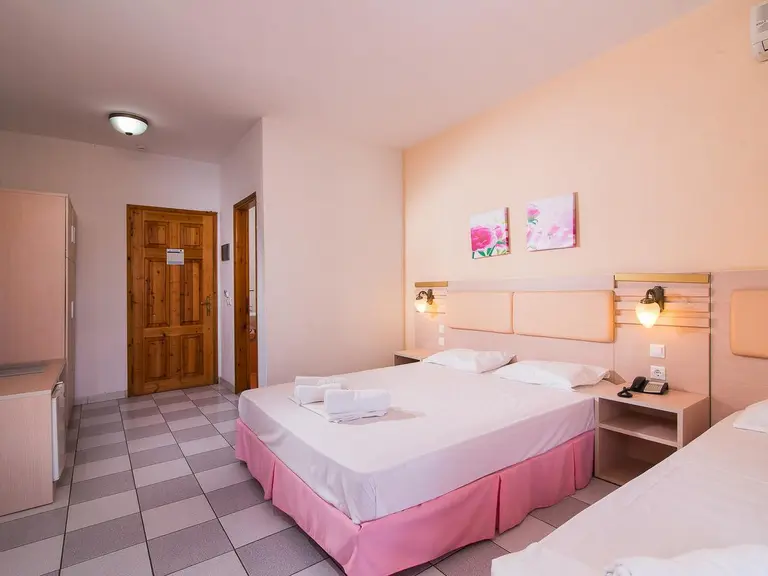 Снимка 9 - Hotel Calypso - Халкидики-Касандра, Гърция