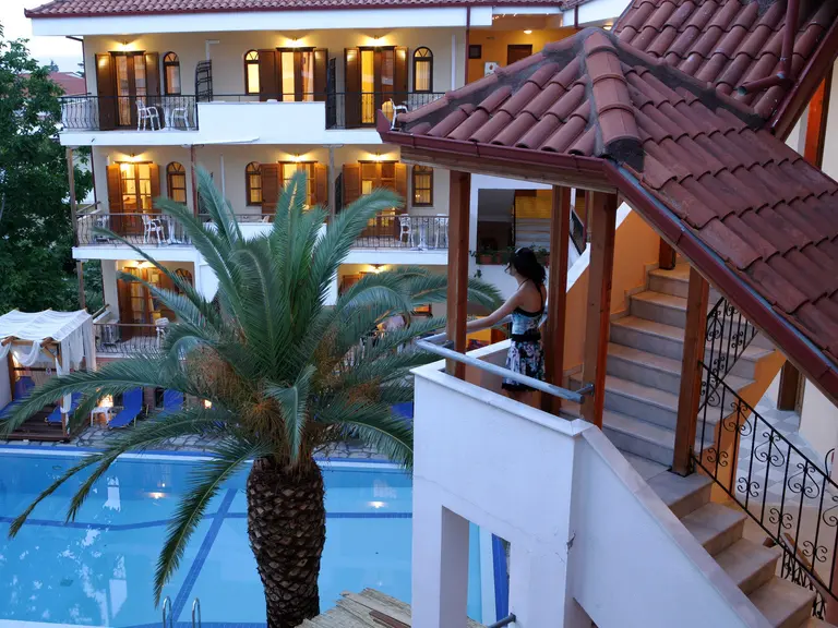 Снимка 3 - Hotel Calypso - Халкидики-Касандра, Гърция