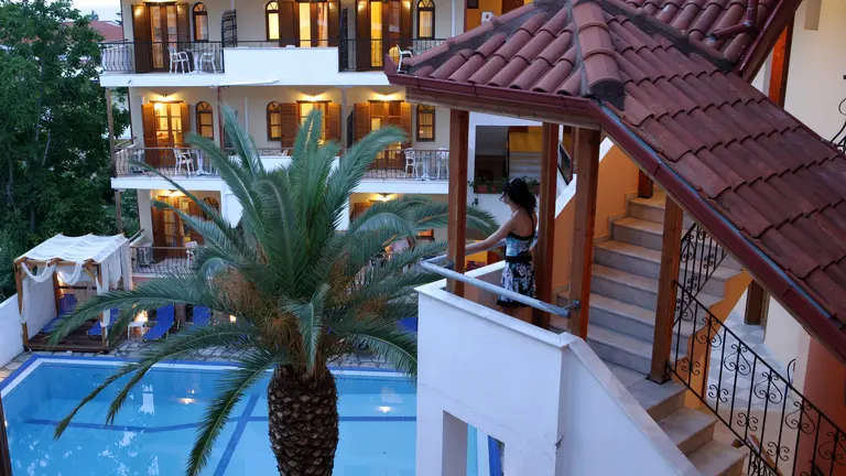 Снимка 3 - Hotel Calypso - Халкидики-Касандра, Гърция