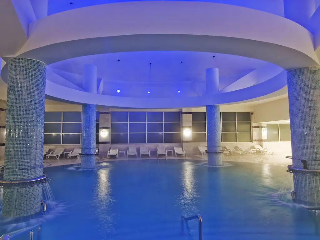 Снимка 21 - Adrina Thermal Health & Spa Hotel - Едремит, Турция