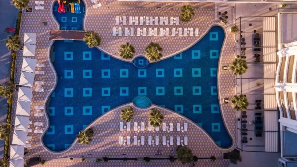Снимка 3 - Grand Blue Fafa Resort - Дуръс, Албания