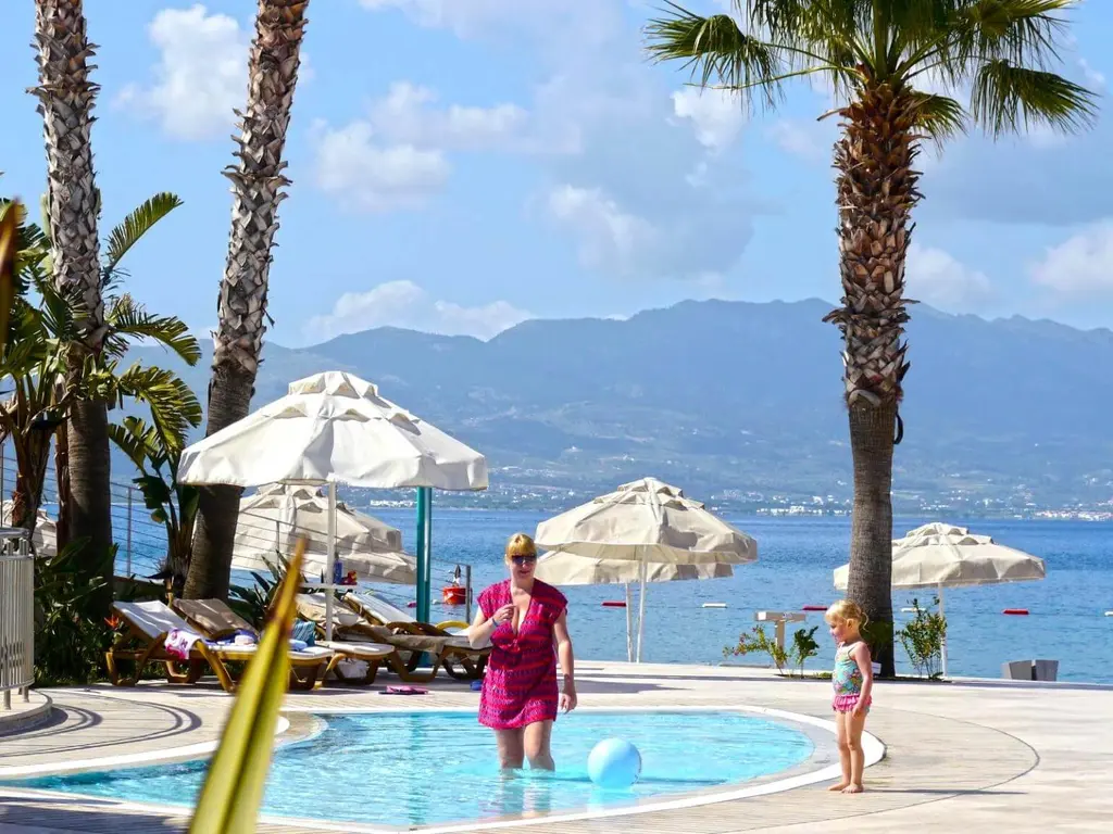 Armonia Holiday Village and Spa - басейн