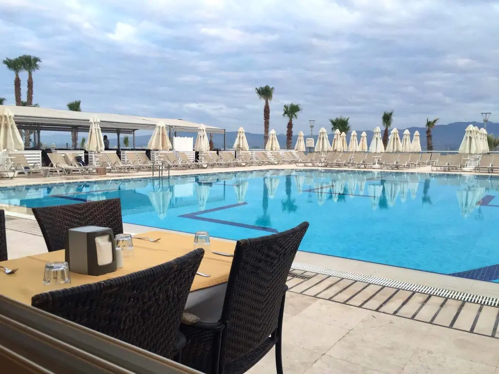 Armonia Holiday Village and Spa - басейн