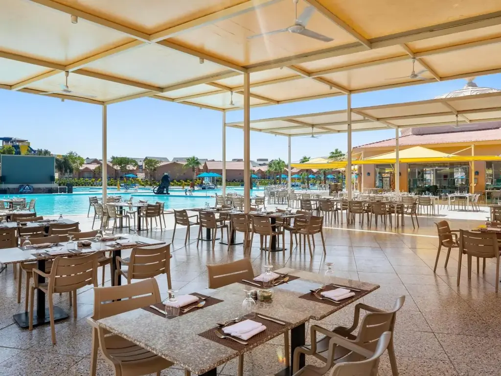 Покрит ресторант на открито до басейна – Pickalbatros Jungle Aqua Park Resort - Neverland Hurghada, Хургада