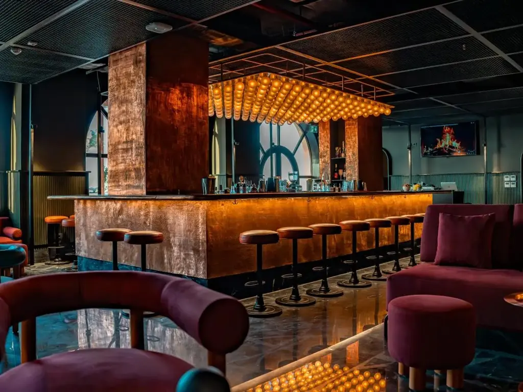 Peanuts Bar